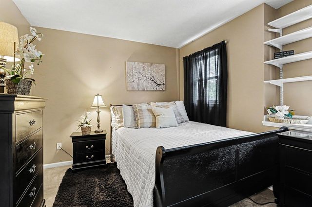 26551 Hampton Woods Drive, Elkhart, IN 46514