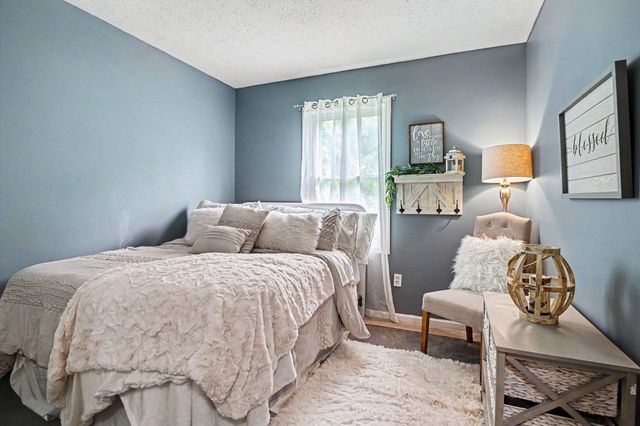 26551 Hampton Woods Drive, Elkhart, IN 46514