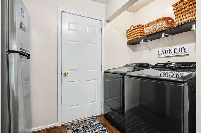 26551 Hampton Woods Drive, Elkhart, IN 46514