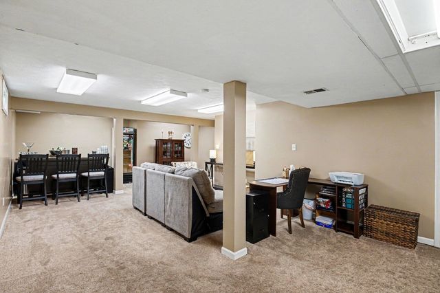 26551 Hampton Woods Drive, Elkhart, IN 46514