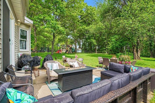 26551 Hampton Woods Drive, Elkhart, IN 46514