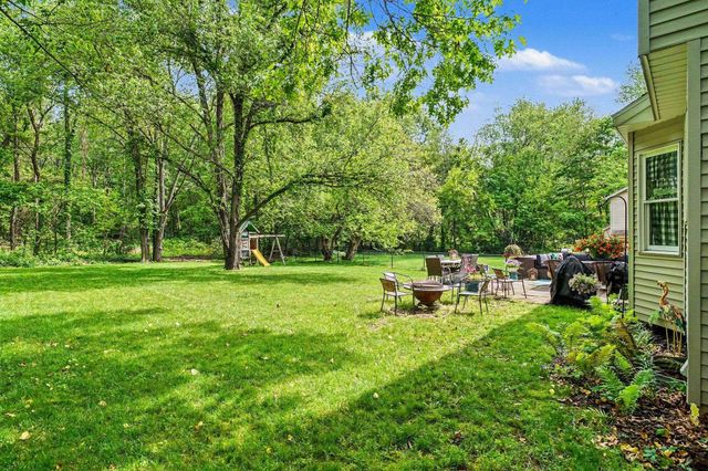 26551 Hampton Woods Drive, Elkhart, IN 46514