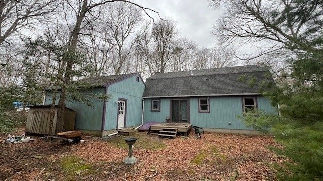 562 Skunknet Rd, Barnstable, MA 02632