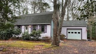 562 Skunknet Rd, Barnstable, MA 02632