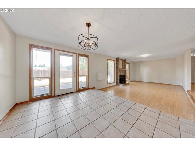9811 Ne 138TH Ct, Vancouver, WA 98682