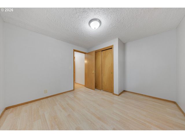 9811 Ne 138TH Ct, Vancouver, WA 98682