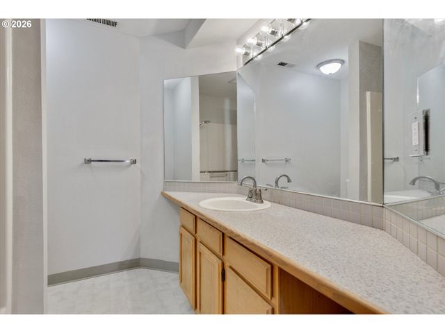 9811 Ne 138TH Ct, Vancouver, WA 98682