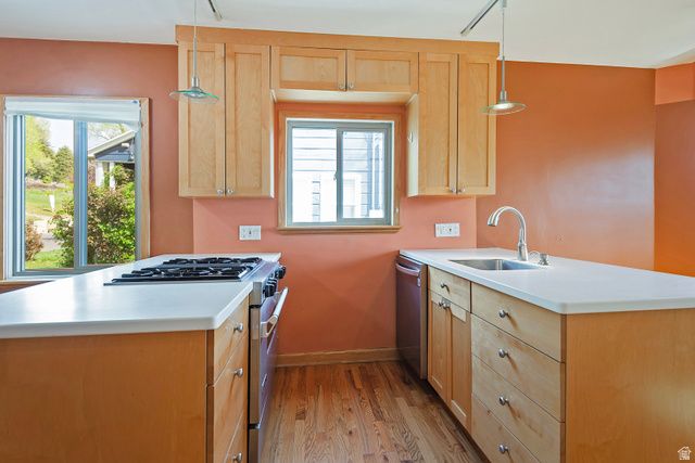 832 E 7TH AVE, Salt Lake City, UT 84103