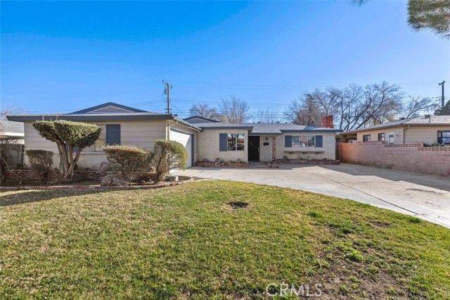 43708 Fern, Lancaster, CA 93534
