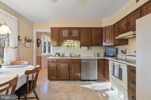 10115 GREEN CLOVER DR, Ellicott City, MD 21042