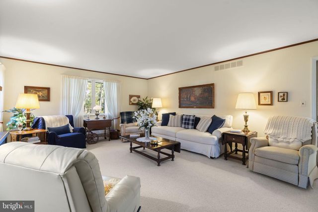 10115 GREEN CLOVER DR, Ellicott City, MD 21042