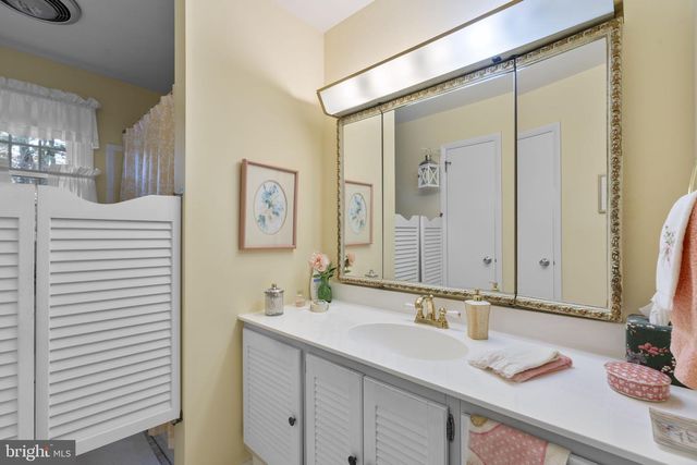 10115 GREEN CLOVER DR, Ellicott City, MD 21042