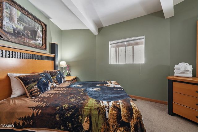 1321 N Baden Drive, Gatlinburg, TN 37738