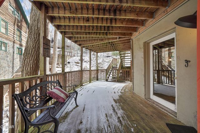 1321 N Baden Drive, Gatlinburg, TN 37738