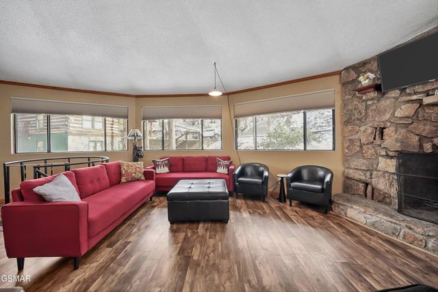 1321 N Baden Drive, Gatlinburg, TN 37738