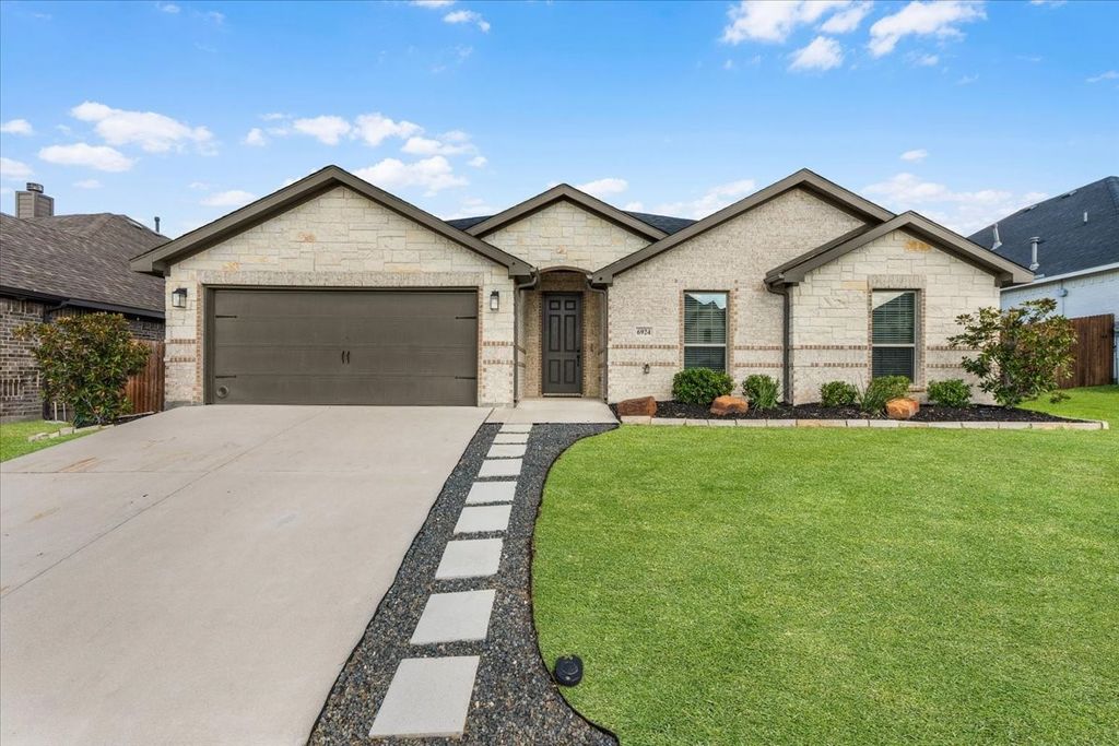 6924 Talon Bluff Drive, Fort Worth, TX 76179 — photo 3