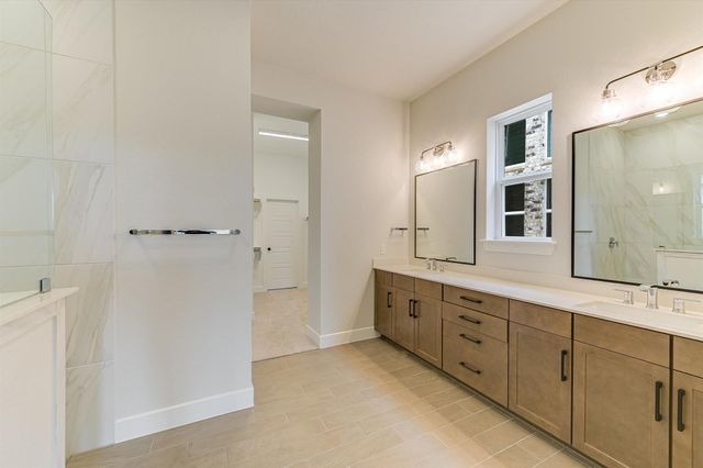 1401 South Brook DR, Leander, TX 78641