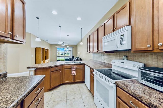 10781 Crossback LN, Lehigh Acres, FL 33936