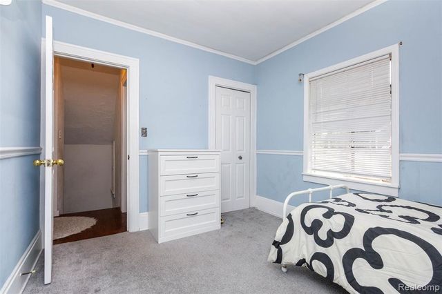 8911 Manor Avenue, Allen Park, MI 48101
