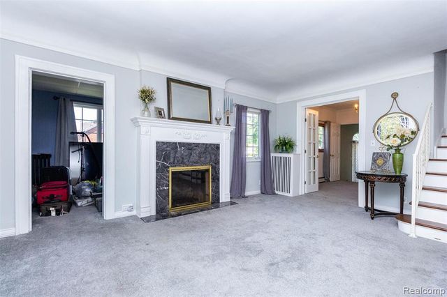 8911 Manor Avenue, Allen Park, MI 48101