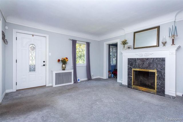 8911 Manor Avenue, Allen Park, MI 48101