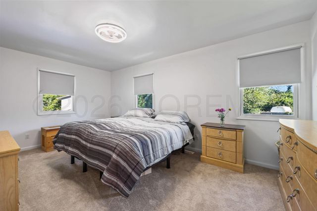 9 E Connecticut, Jackson, NJ 08527
