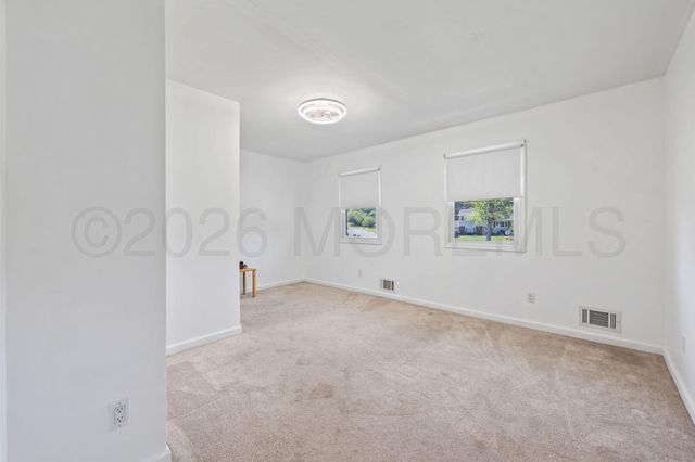 9 E Connecticut, Jackson, NJ 08527