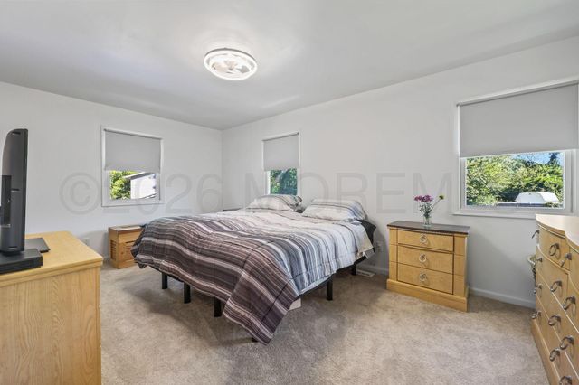 9 E Connecticut, Jackson, NJ 08527