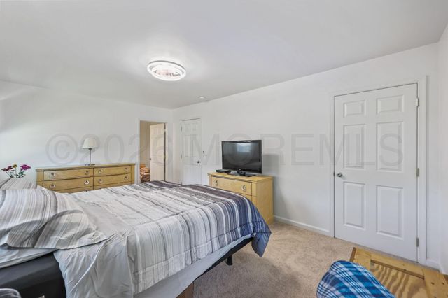 9 E Connecticut, Jackson, NJ 08527