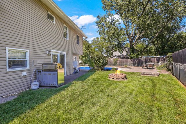 9 E Connecticut, Jackson, NJ 08527