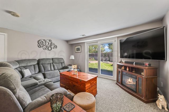 9 E Connecticut, Jackson, NJ 08527