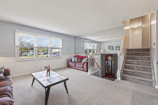9 E Connecticut, Jackson, NJ 08527