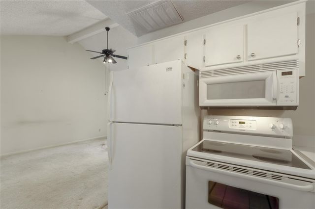 29 Driving Range Lane, Trinity, TX 75862