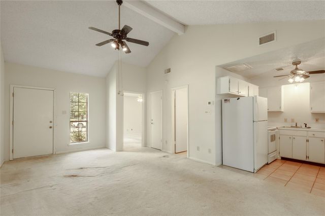 29 Driving Range Lane, Trinity, TX 75862