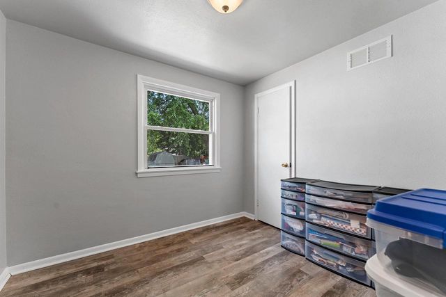 1225 REDWOOD DRIVE, Green Bay, WI 54304
