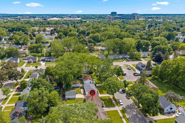 1225 REDWOOD DRIVE, Green Bay, WI 54304