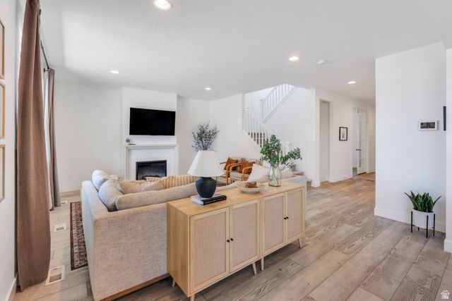 2022 N WILD HYACINTH DR, Saratoga Springs, UT 84045
