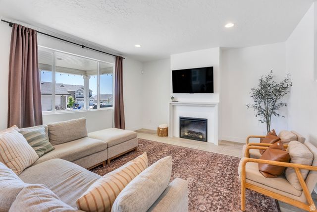 2022 N WILD HYACINTH DR, Saratoga Springs, UT 84045