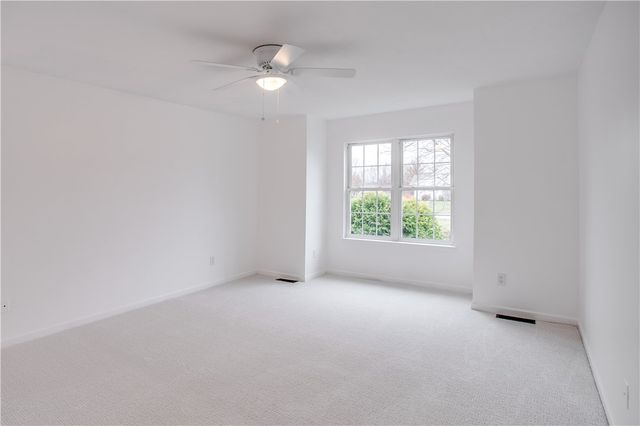 65 Bedfordshire Drive, Henrietta, NY 14467