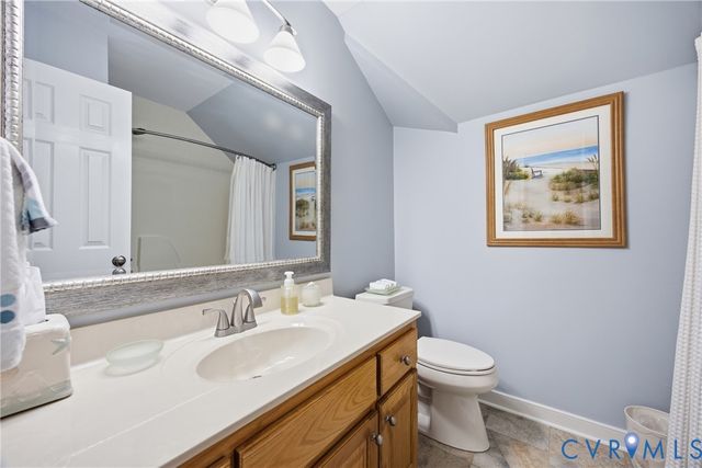 4418 Oxbridge Rd, North Chesterfield, VA 23236