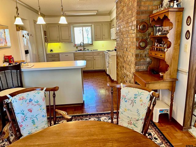 629 CR 2620, Mineola, TX 75773