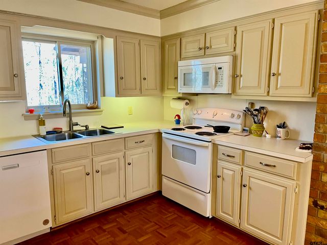 629 CR 2620, Mineola, TX 75773