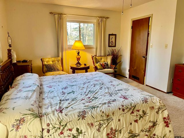 629 CR 2620, Mineola, TX 75773