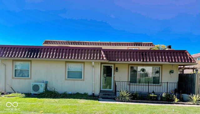 8425 Del Prado Court, Indianapolis, IN 46227