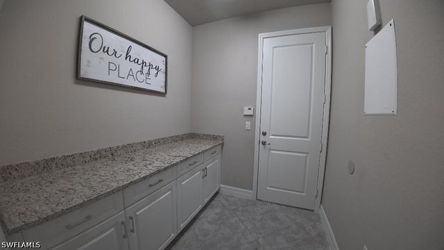 4716 Kensington CIR, Naples, FL 34119