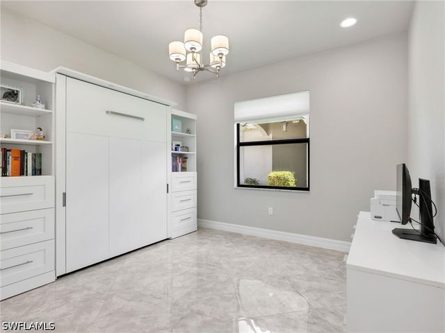 4716 Kensington CIR, Naples, FL 34119