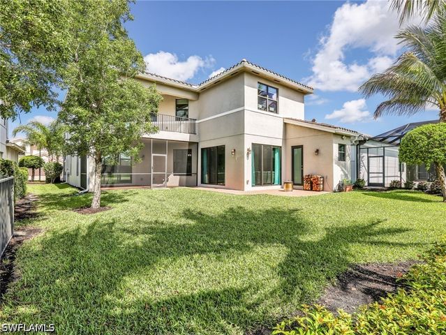 4716 Kensington CIR, Naples, FL 34119