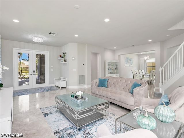 4716 Kensington CIR, Naples, FL 34119
