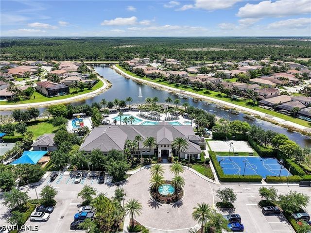 4716 Kensington CIR, Naples, FL 34119