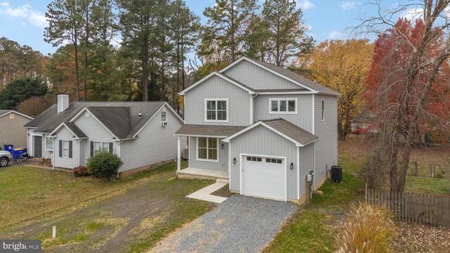 208 LONG POINT RD, Stevensville, MD 21666